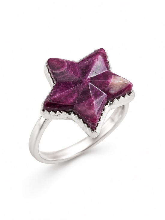 Jewelry - NWT Sterling silver Star-Shaped Purple spiny Gemstone Ring
